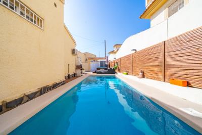 Detached-Villa-for-sale-in-La-Marina--5---Canva-