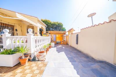 Detached-Villa-for-sale-in-La-Marina--7---Canva-