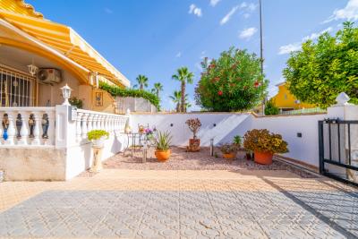 Property-for-Sale-in-La-Marina--9---Portals-