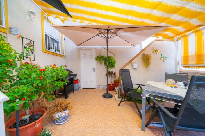 Image No.28-3 Bed Townhouse for sale