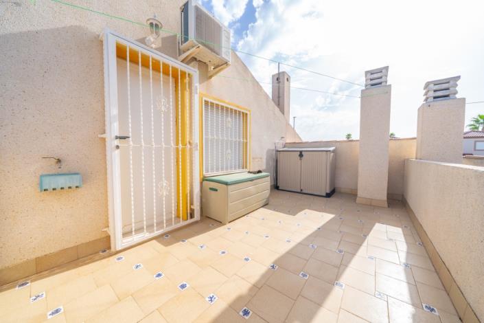 Image No.32-3 Bed Townhouse for sale