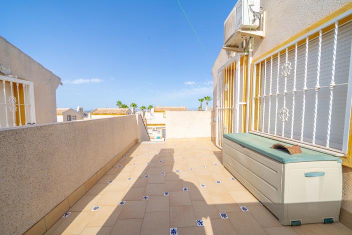 Image No.33-3 Bed Townhouse for sale