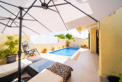 Detached-Property-for-sale-in-Alicante--3---Canva-