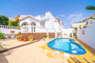 Quad-Villa-for-Sale-in-La-Marina---3---Canva-