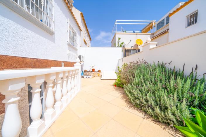 Image No.39-3 Bed Villa for sale