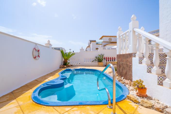 Image No.40-3 Bed Villa for sale