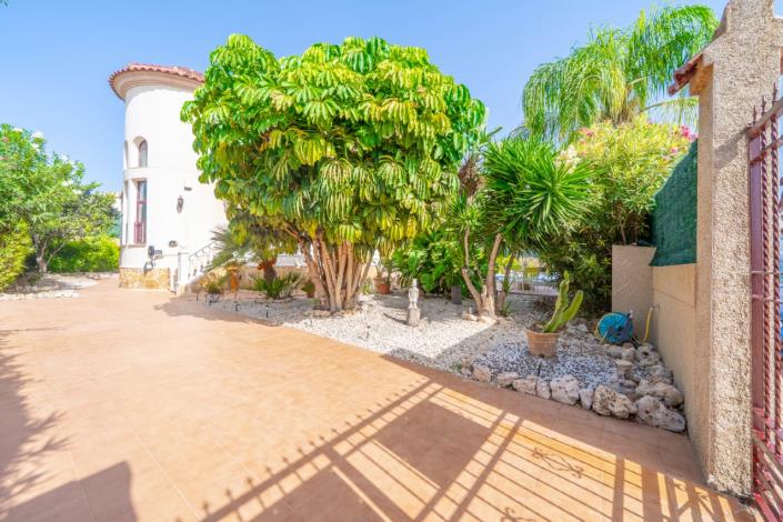 Image No.9-3 Bed Villa for sale