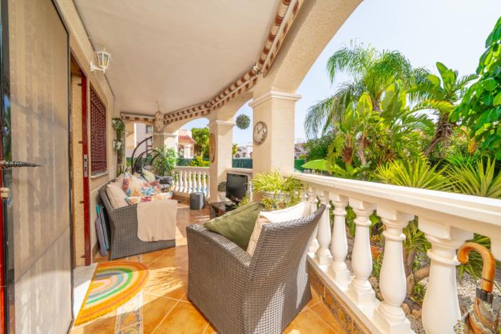 Image No.12-3 Bed Villa for sale