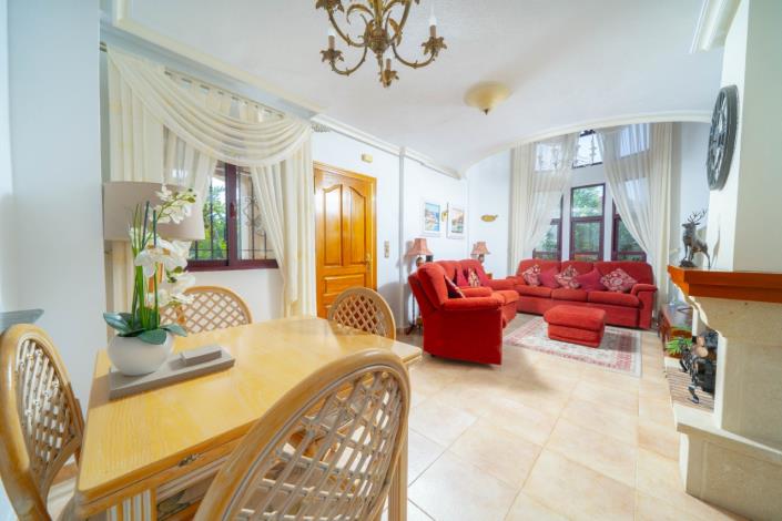 Image No.19-3 Bed Villa for sale