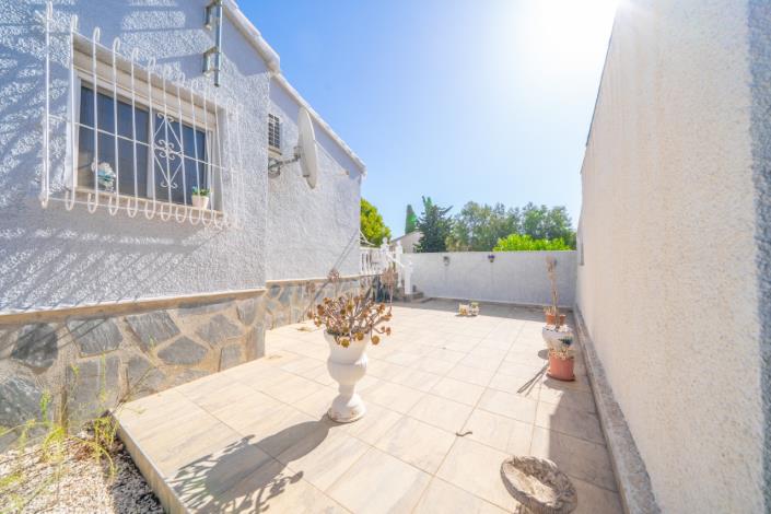 Image No.4-2 Bed Villa for sale