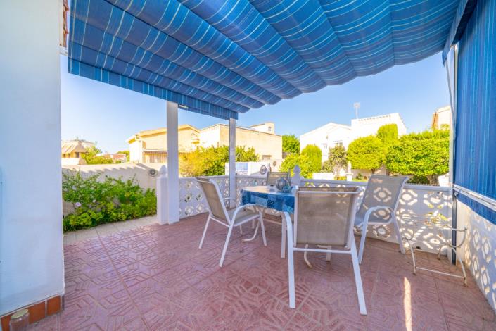 Image No.25-2 Bed Villa for sale