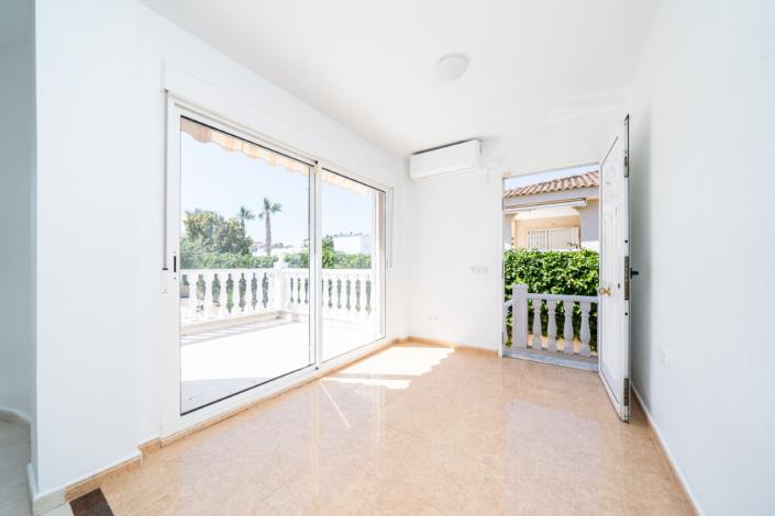 Image No.13-4 Bed Villa for sale