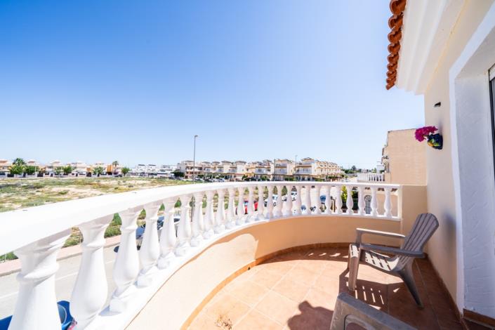 Image No.17-3 Bed Villa for sale