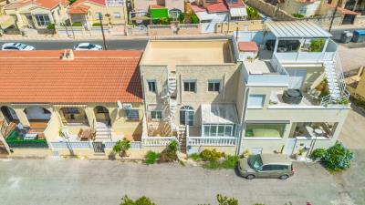 Terraced-Property-For-Sale-in-La-Marina--2---Canva-