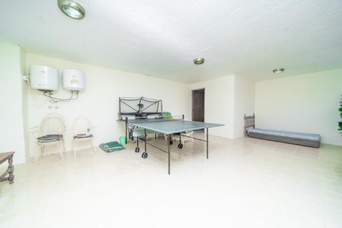 Image No.17-2 Bed Townhouse for sale