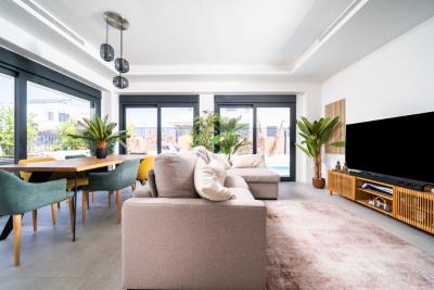 Detached-Property-for-sale-in-La-Marina--12---Canva-