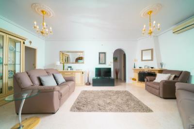 Detached-Villa-for-sale-in-Costa-Blanca--14---Canva-