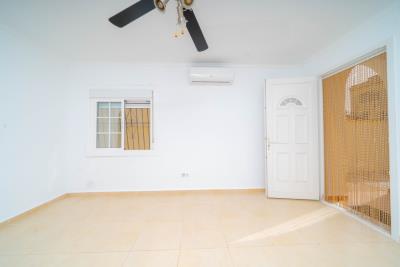 Detached-Property-for-sale-in-La-Marina--10---Portals-