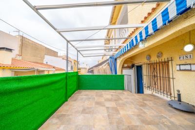 Terraced-house-for-sale-in-La-Marina--2---Canva-