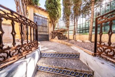 Detached-Property-for-sale-in-La-Marina--14---Canva-