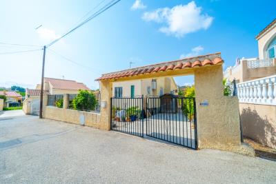 Detached-Property-for-sale-in-La-Marina--5---Canva-