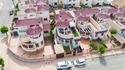 Villa-for-Sale-in-La-Marina--1---Canva-