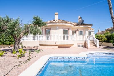 Detached-Property-for-sale-in-La-Marina--2---Canva-
