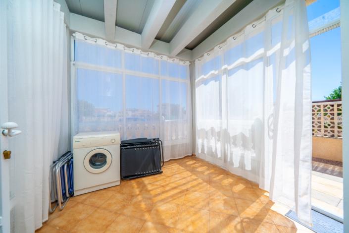 Image No.9-2 Bed Villa for sale