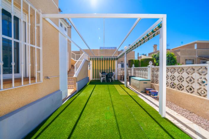 Image No.25-2 Bed Villa for sale