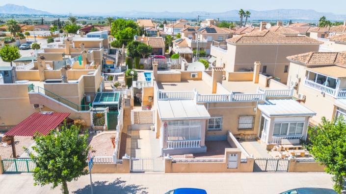 Image No.37-2 Bed Villa for sale