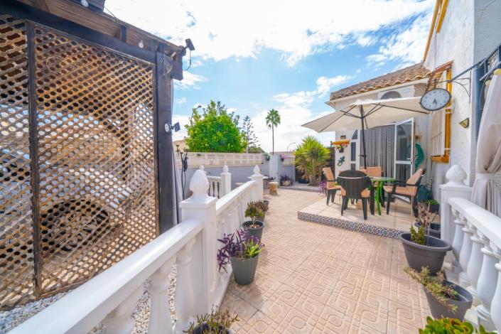 Image No.12-2 Bed Villa for sale