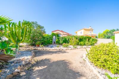 Detached-Property-for-sale-in-Alicante--2---Canva-