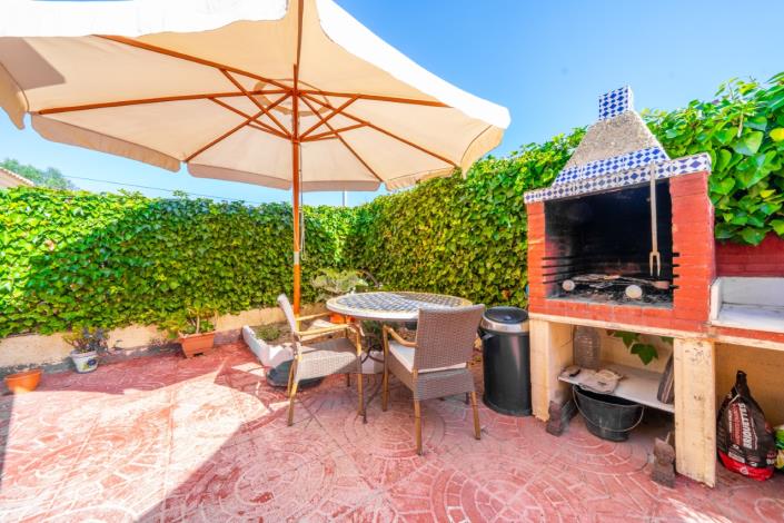 Image No.9-2 Bed Villa for sale