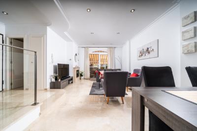 Detached-Villa-for-sale-in-Alicante--13---Canva-
