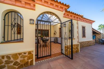 Detached-Villa-for-sale-in-Costa-Blanca--8---Portals-