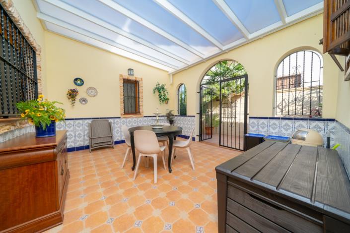 Image No.10-4 Bed Villa for sale