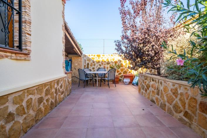 Image No.42-4 Bed Villa for sale