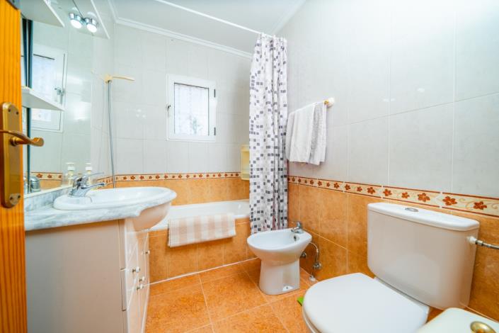 Image No.23-3 Bed Villa for sale