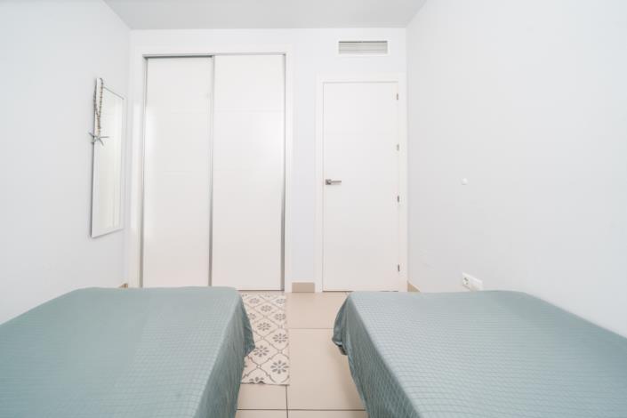 Image No.21-2 Bed Apartment for sale