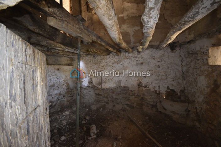 Image No.17-Maison de campagne de 10 chambres à vendre à Velez-Rubio