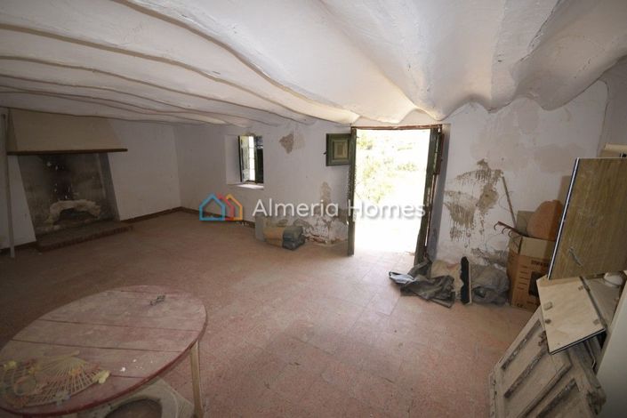 Image No.4-Maison de campagne de 10 chambres à vendre à Velez-Rubio