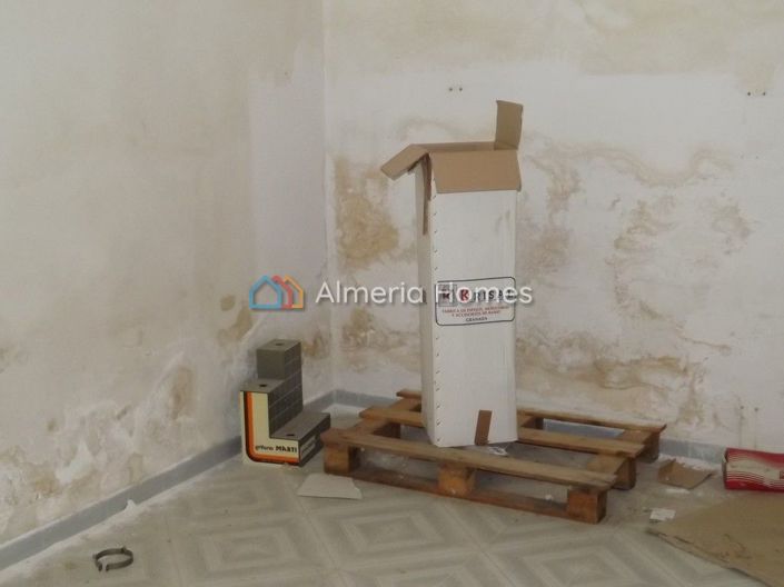 Image No.6-5 Bed Village House for sale