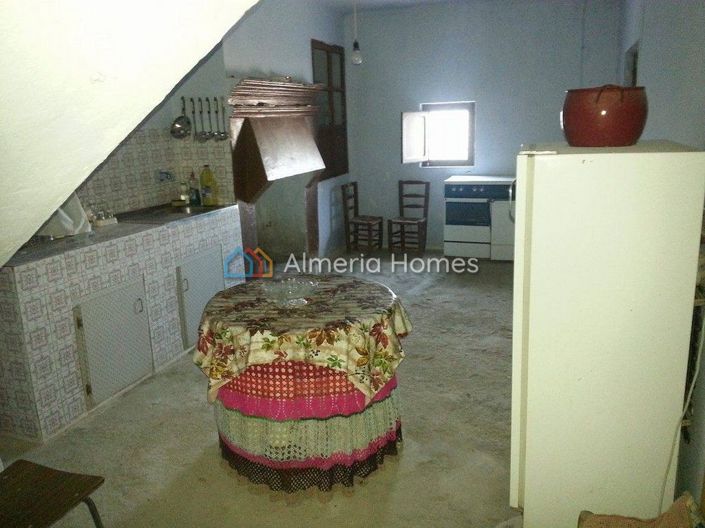 Image No.3-4 Bed Country House for sale