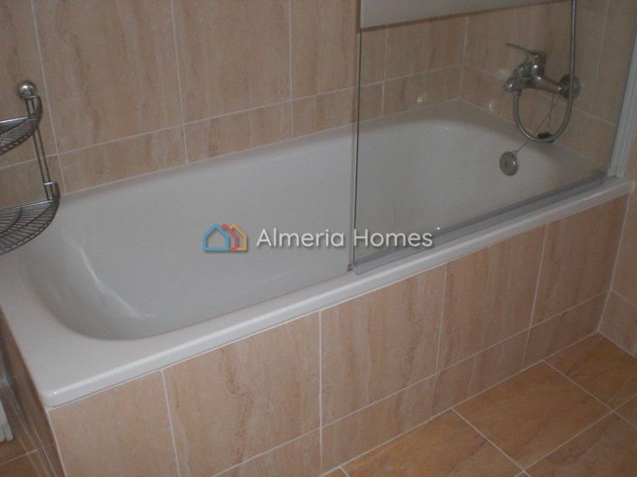 Image No.9-Maison de ville de 5 chambres à vendre à Serón