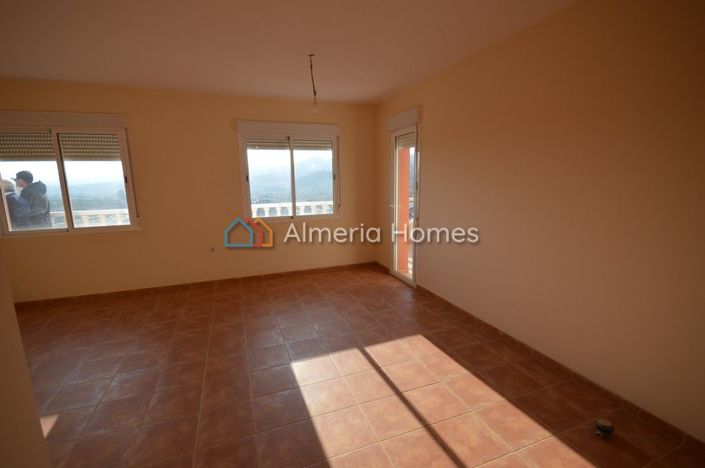 Image No.5-3 Bed Apartment for sale