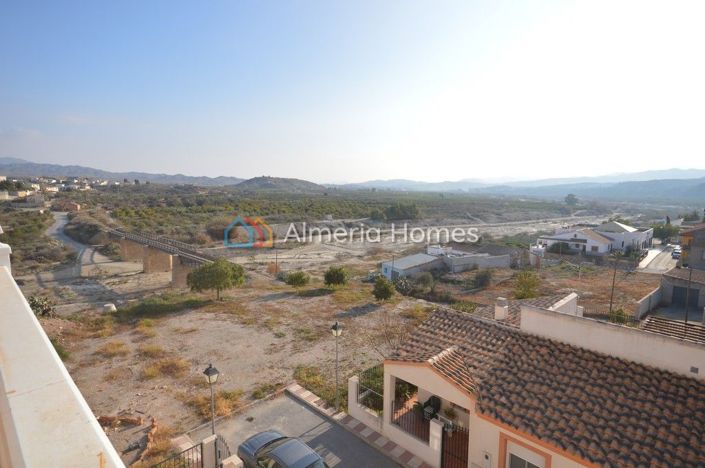 Image No.2-3 Bed Apartment for sale