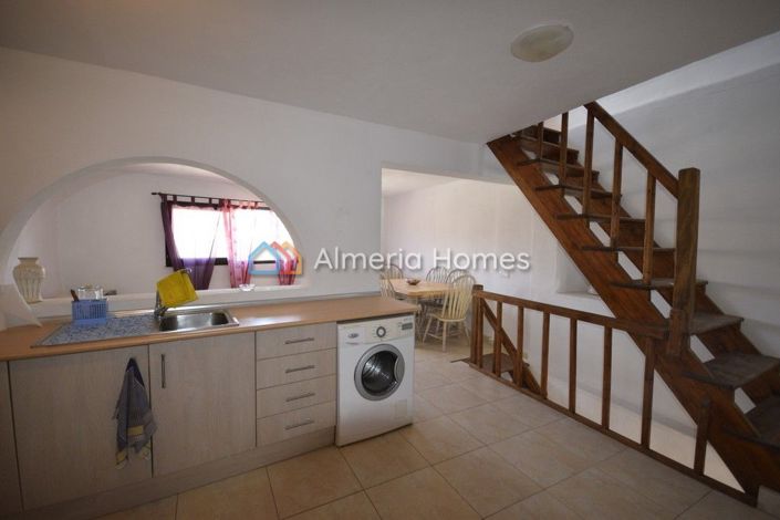 Image No.3-3 Bed Townhouse for sale