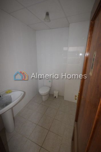 Image No.11-3 Bed Property for sale