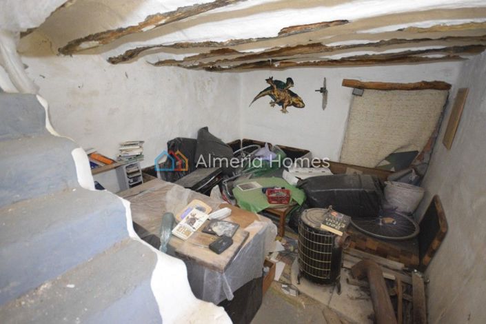 Image No.10-Maison de campagne de 3 chambres à vendre à Oria