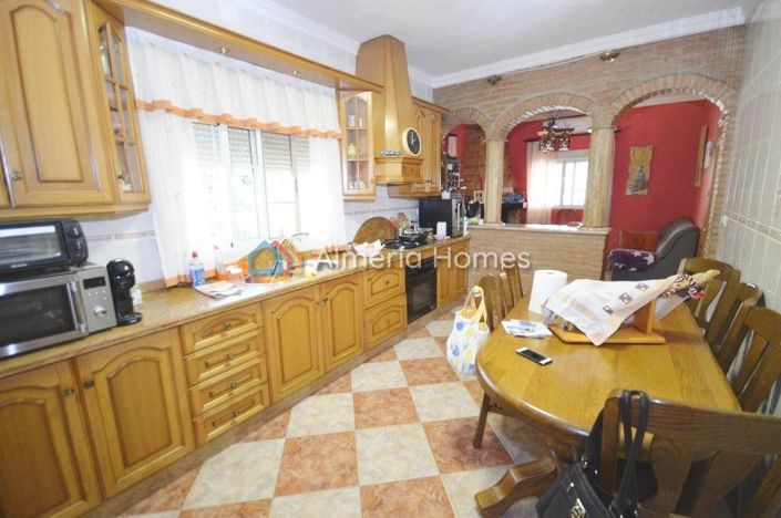 Image No.8-4 Bed Villa for sale